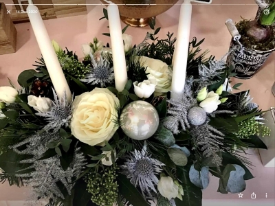 White Candle Table Arrangement